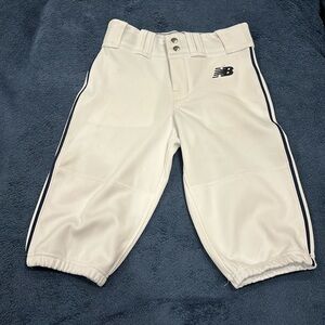 Like new white New Balance Knicker Baseball pants